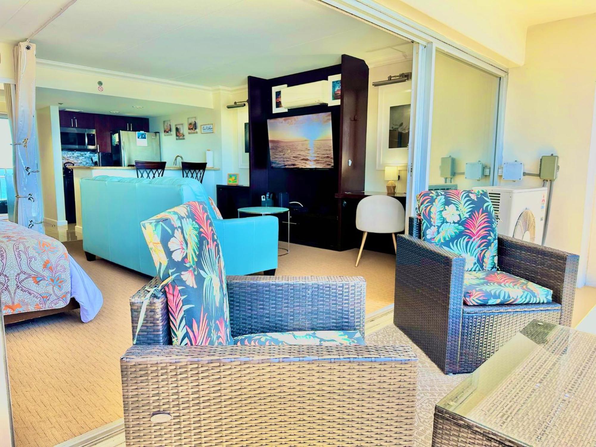 Waikiki Beach Experience! Luxury Oceanview Suite! Хонолулу Екстериор снимка