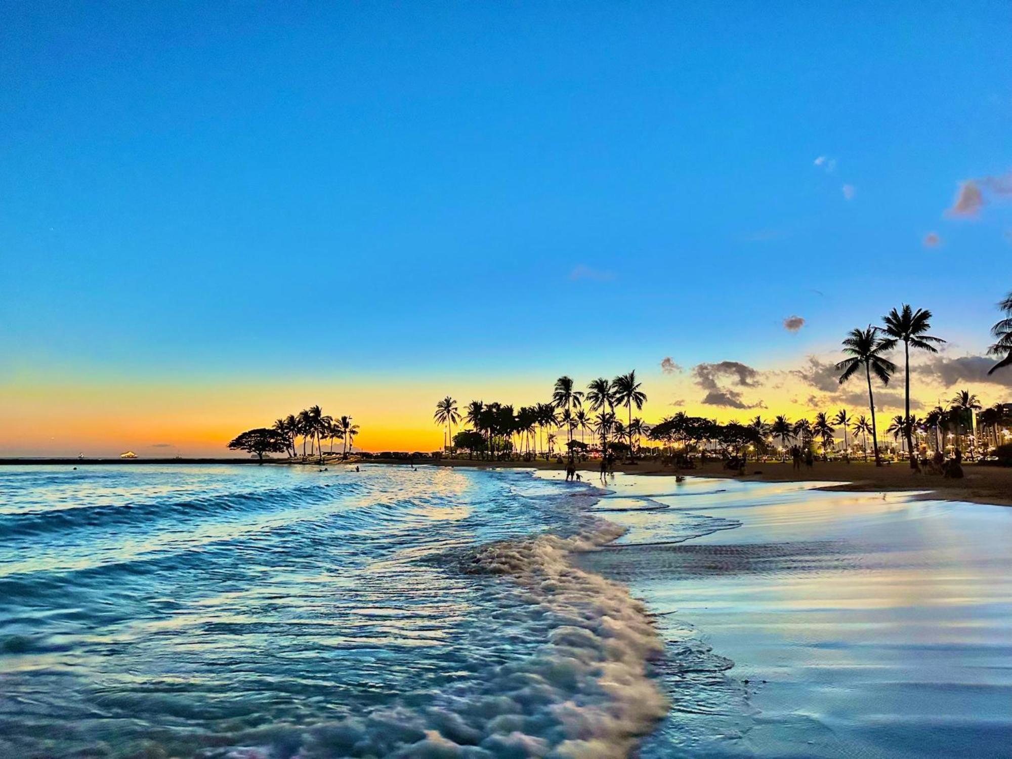 Waikiki Beach Experience! Luxury Oceanview Suite! Хонолулу Екстериор снимка